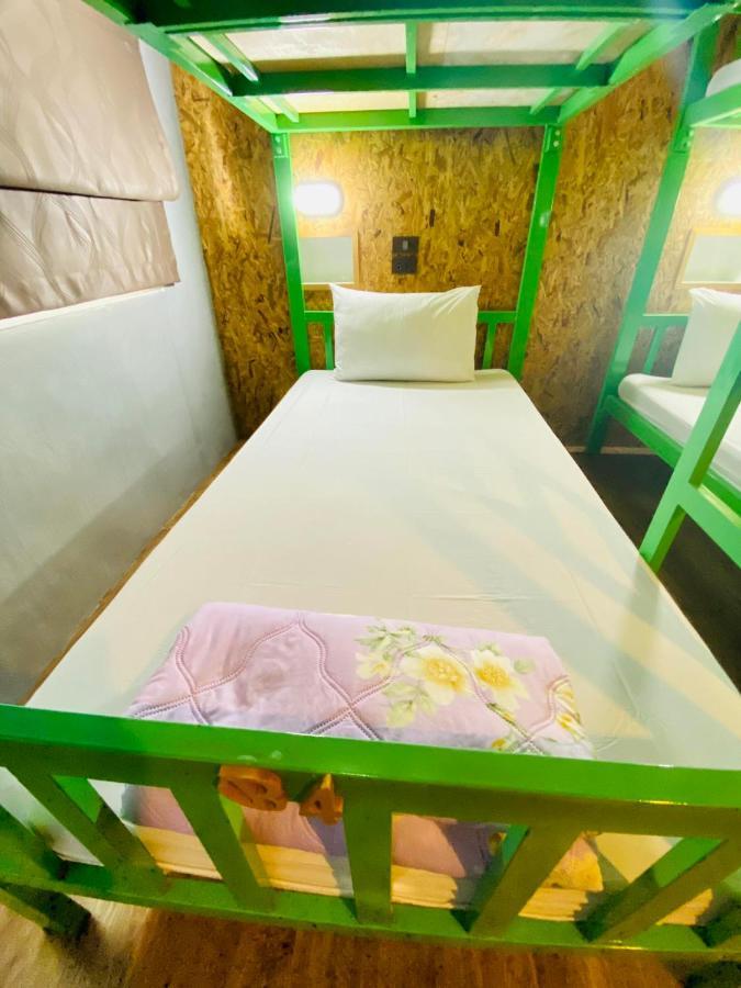Frutta Hostel Patong Exterior foto